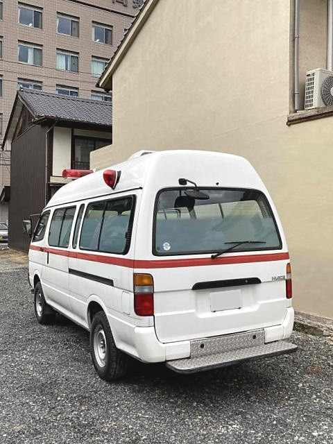 Toyota Hiace ambulance photo